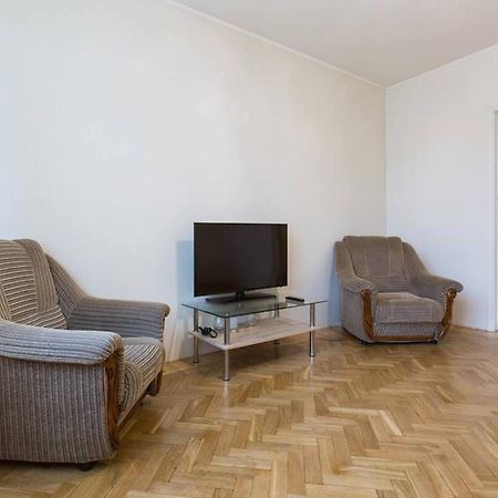 4Br Apartment In Tallinn City Centre With Free Parking Exterior photo