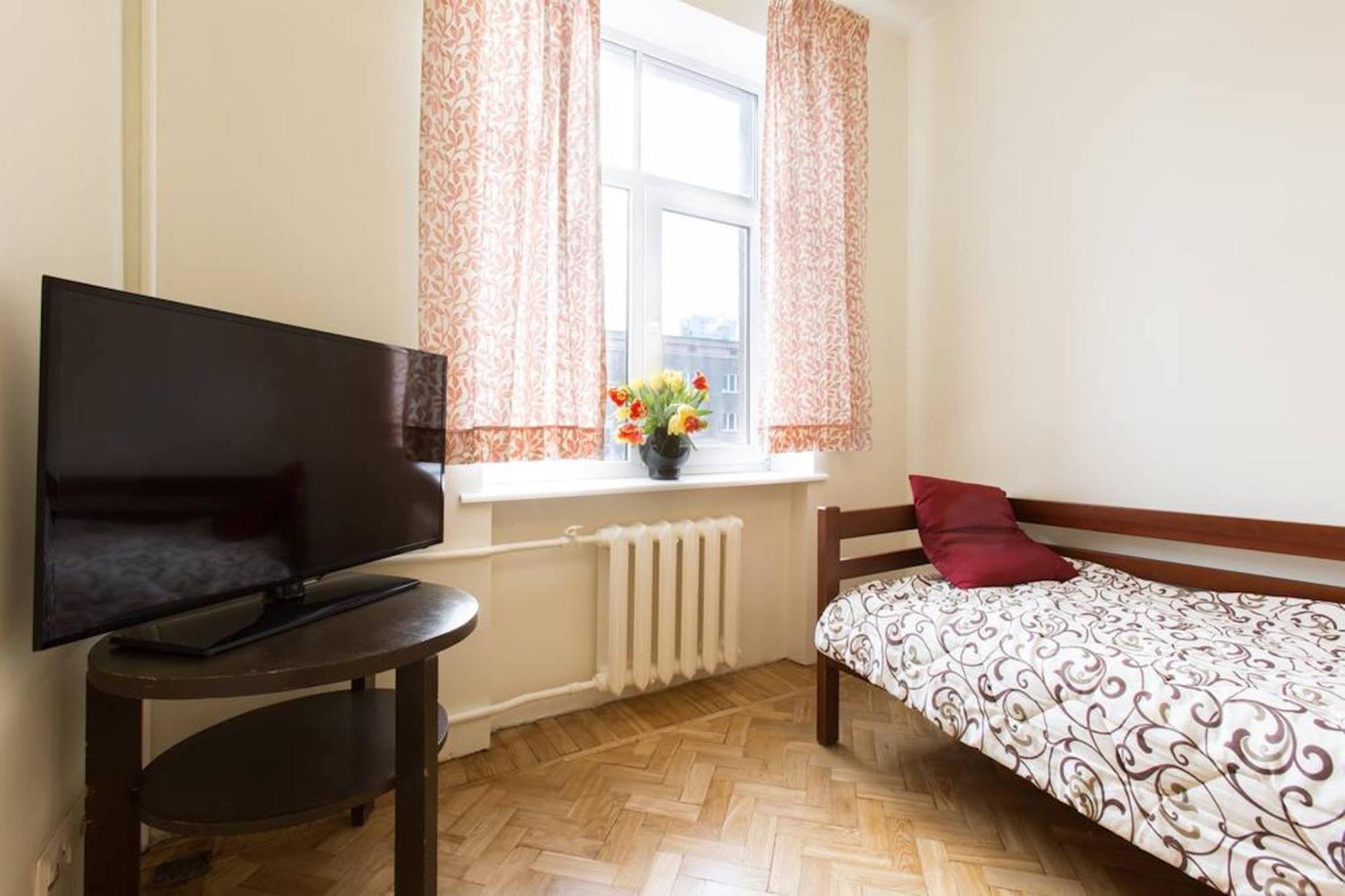 4Br Apartment In Tallinn City Centre With Free Parking Exterior photo